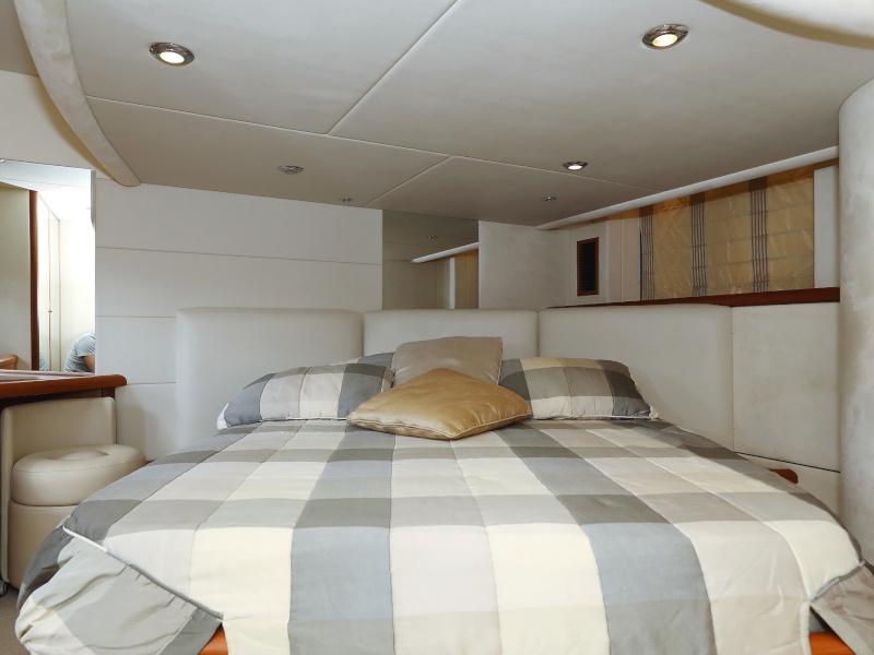 Book yachts online - motorboat - Sunseeker Manhattan 50 - FOREVER MAJA - rent