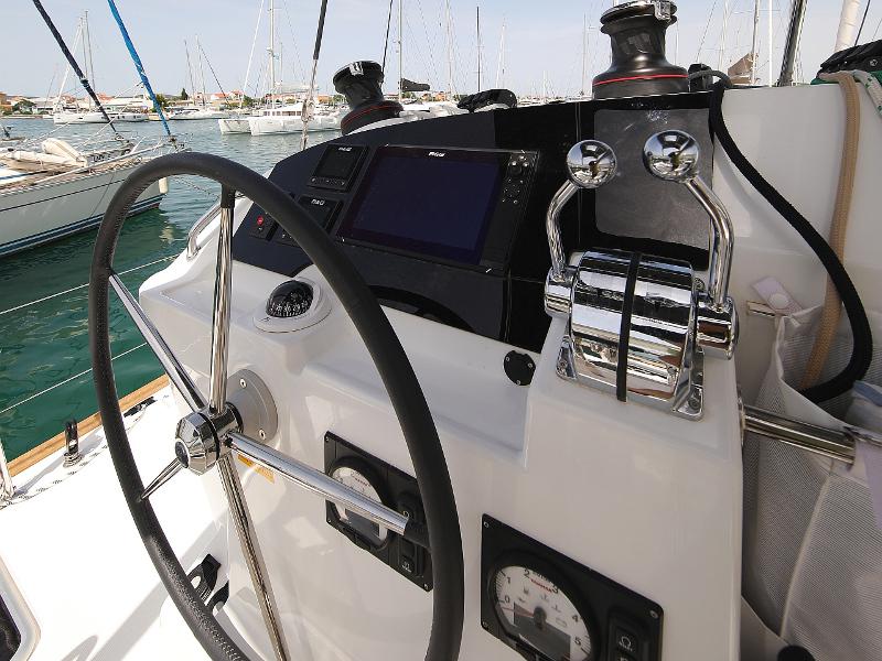 Book yachts online - catamaran - Lagoon 400 S2 LIMITED EDITION - SCIROCCO Limited Edition - rent