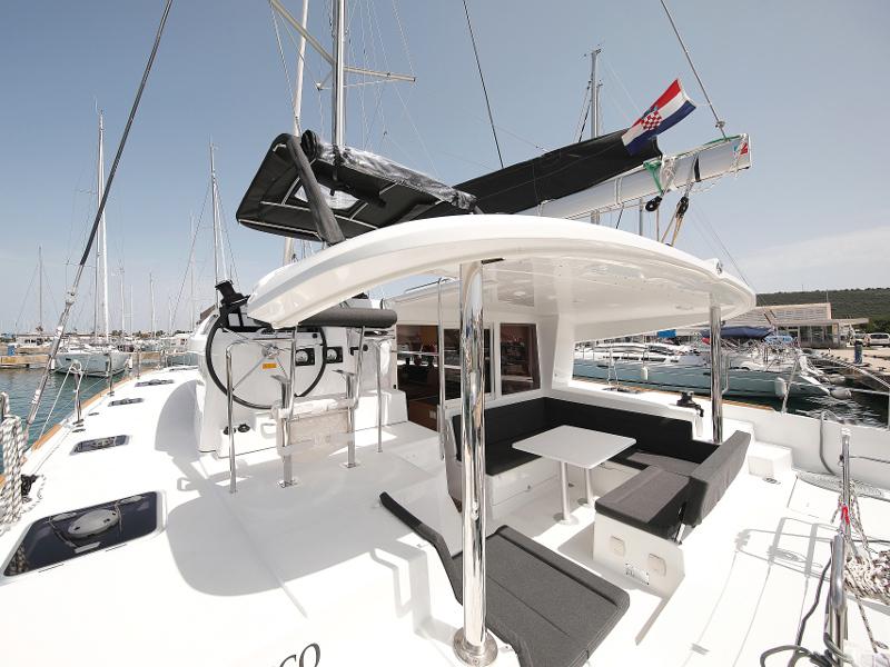 Book yachts online - catamaran - Lagoon 400 S2 LIMITED EDITION - SCIROCCO Limited Edition - rent