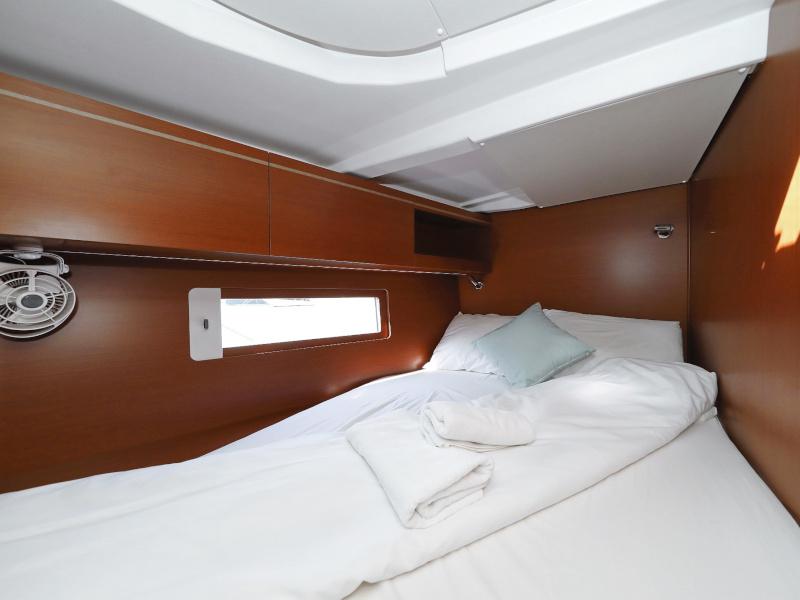 Book yachts online - sailboat - Oceanis 51.1 - GREY GOOSE  - rent