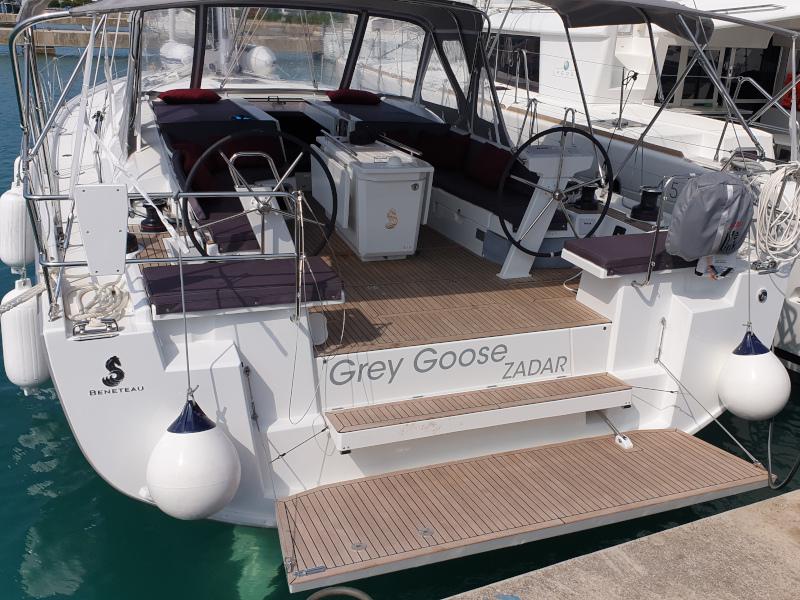 Book yachts online - sailboat - Oceanis 51.1 - GREY GOOSE  - rent