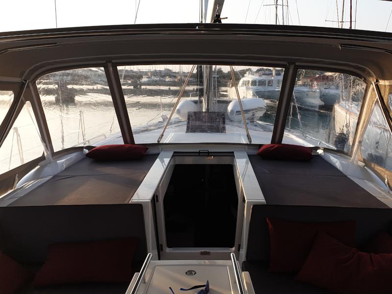 Book yachts online - sailboat - Oceanis 51.1 - GREY GOOSE  - rent