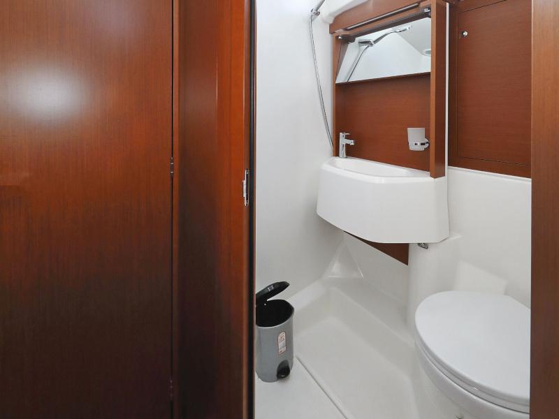 Book yachts online - sailboat - Oceanis 51.1 - GREY GOOSE  - rent