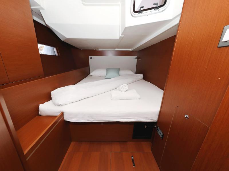 Book yachts online - sailboat - Oceanis 51.1 - GREY GOOSE  - rent