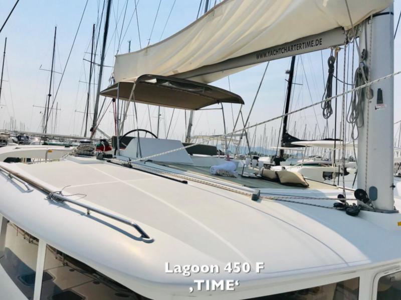 Book yachts online - catamaran - Lagoon 450 F - TIME  - rent