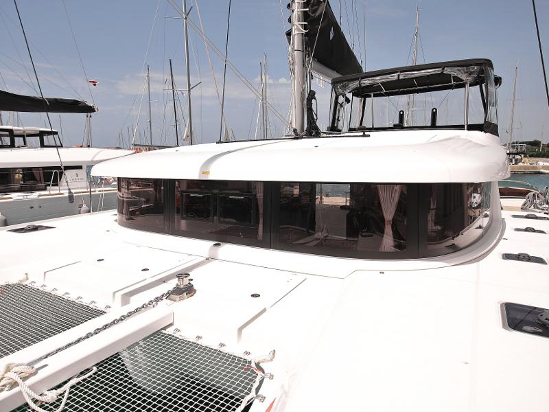 Book yachts online - catamaran - Lagoon 42 - MASTERPIECE - rent