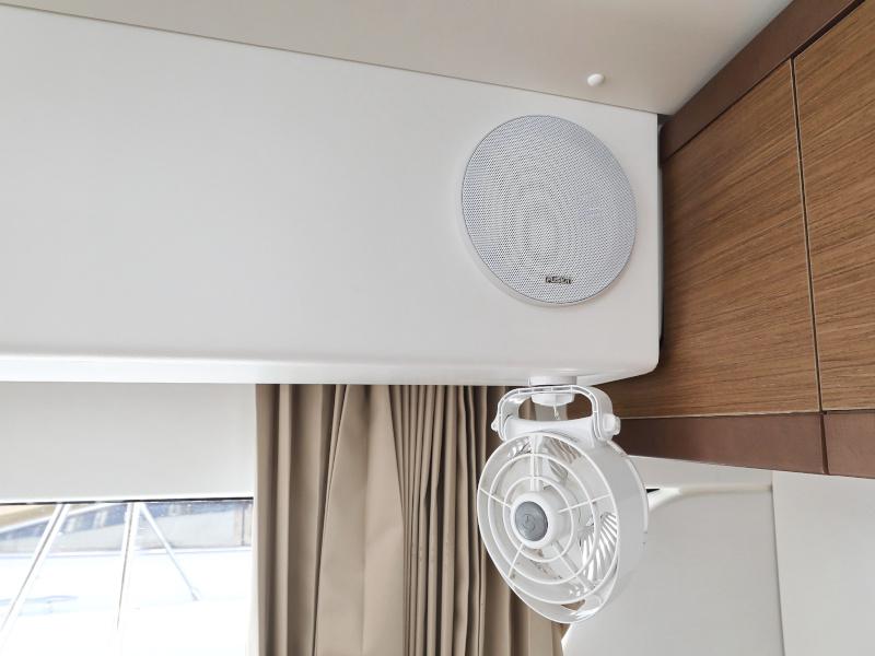 Book yachts online - catamaran - Lagoon 40 - NINA II - rent