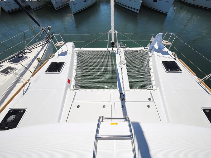 Book yachts online - catamaran - Lagoon 39 - GIN TONIC Generator - rent