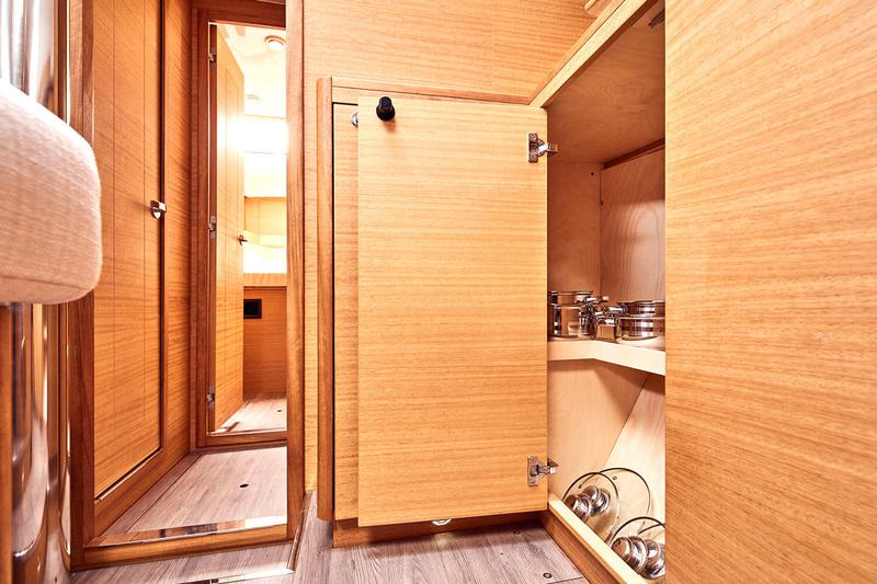 Book yachts online - sailboat - Elan Impression 50.1 - May - rent