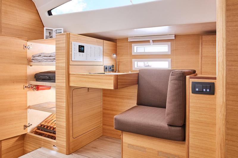 Book yachts online - sailboat - Elan Impression 50.1 - May - rent