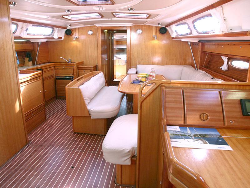 Book yachts online - sailboat - Bavaria 46 Cruiser - Aiolos - rent