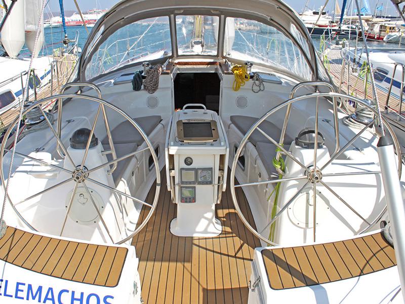 Book yachts online - sailboat - Bavaria 44 - Telemachos - rent