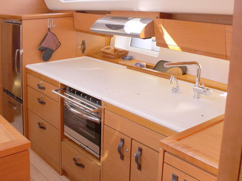 Book yachts online - sailboat - Jeanneau 54 - Pegasus - rent