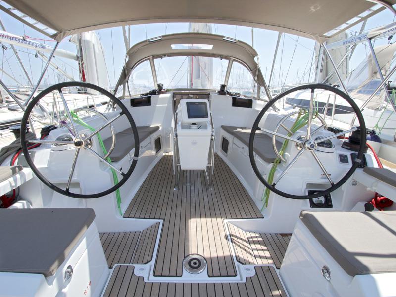 Book yachts online - sailboat - Sun Odyssey 419 - Perseas - rent