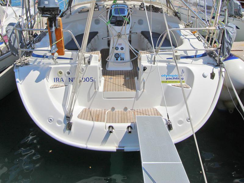 Book yachts online - sailboat - Bavaria 39 Cruiser - Ira - rent