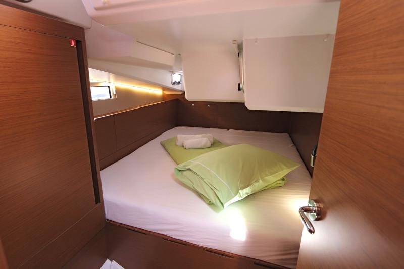 Book yachts online - sailboat - Sun Odyssey 490 - Avra - rent