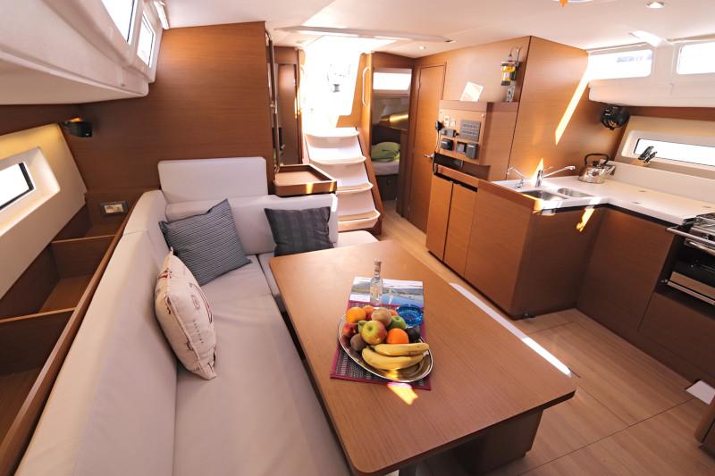Book yachts online - sailboat - Sun Odyssey 490 - Avra - rent
