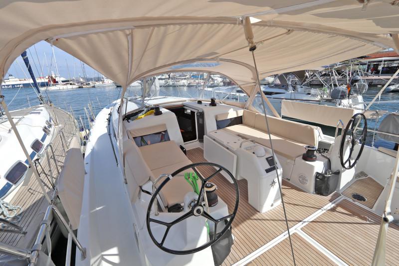 Book yachts online - sailboat - Sun Odyssey 490 - Avra - rent