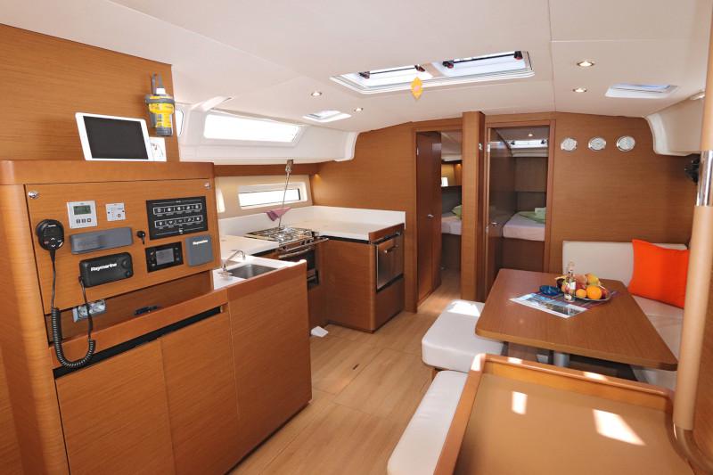 Book yachts online - sailboat - Sun Odyssey 490 - Avra - rent