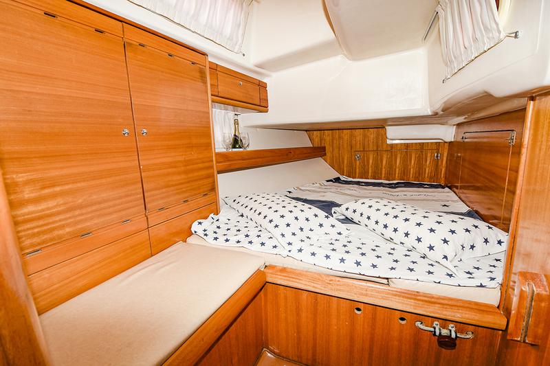 Book yachts online - sailboat - Bavaria 50 Cruiser - Iorana - rent