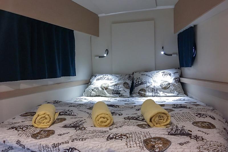 Book yachts online - catamaran - Helia 44 (4 cabs) - Lounge - rent