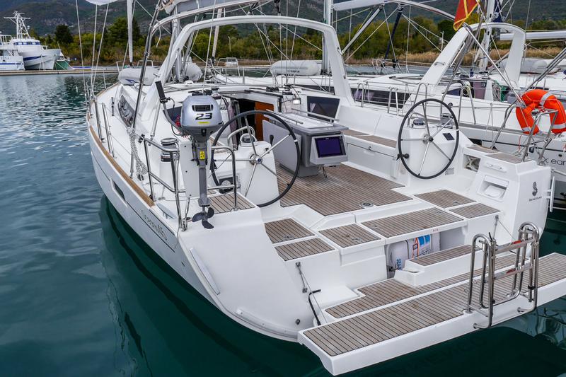 Book yachts online - sailboat - Oceanis 45 (4 cabs) - Flamenco - rent