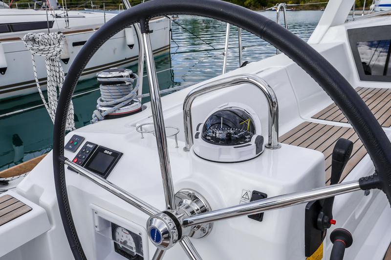 Book yachts online - sailboat - Oceanis 45 (4 cabs) - Flamenco - rent