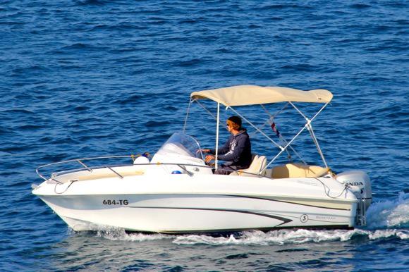 Book yachts online - motorboat - Beneteau Flyer 550 SD - Beneteau Flyer 550 - rent