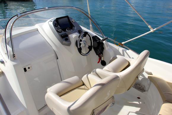 Book yachts online - motorboat - Beneteau Flyer 550 SD - Beneteau Flyer 550 - rent