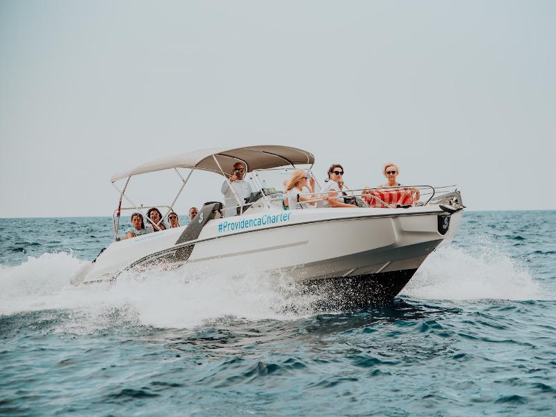 Book yachts online - motorboat - Beneteau Flyer 7.7 SPACEdeck - no name - rent