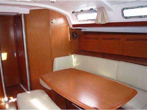 Book yachts online - sailboat - Cyclades 434 - Zeus - rent