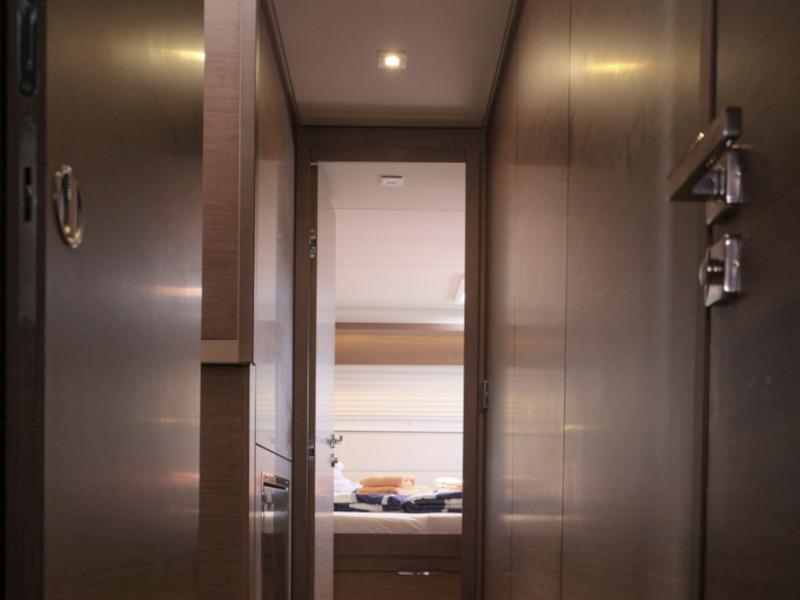 Book yachts online - catamaran - Lagoon 50 Fly - MILA (AC in Salon and cabin + generator) - rent