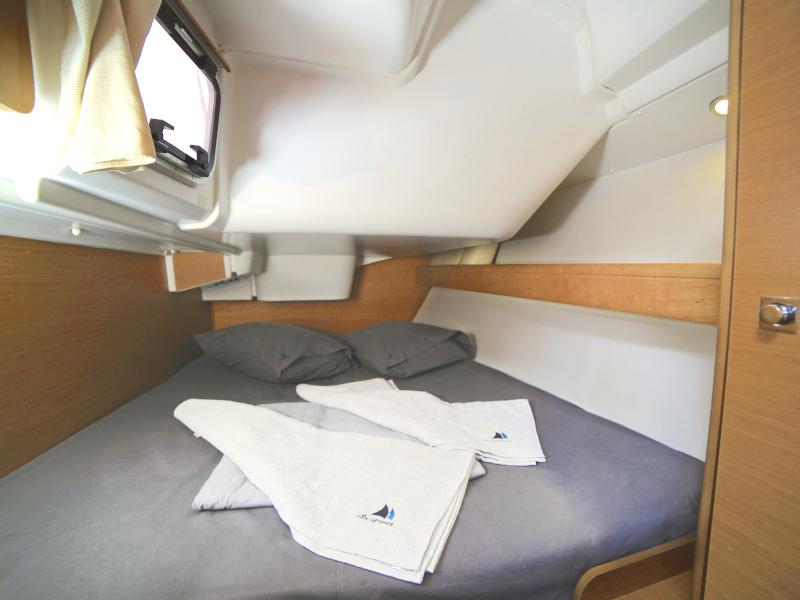 Book yachts online - sailboat - Sun Odyssey 36i - Sail Mira - rent