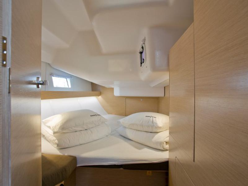 Book yachts online - sailboat - Elan 45 Impression - Sirius - rent