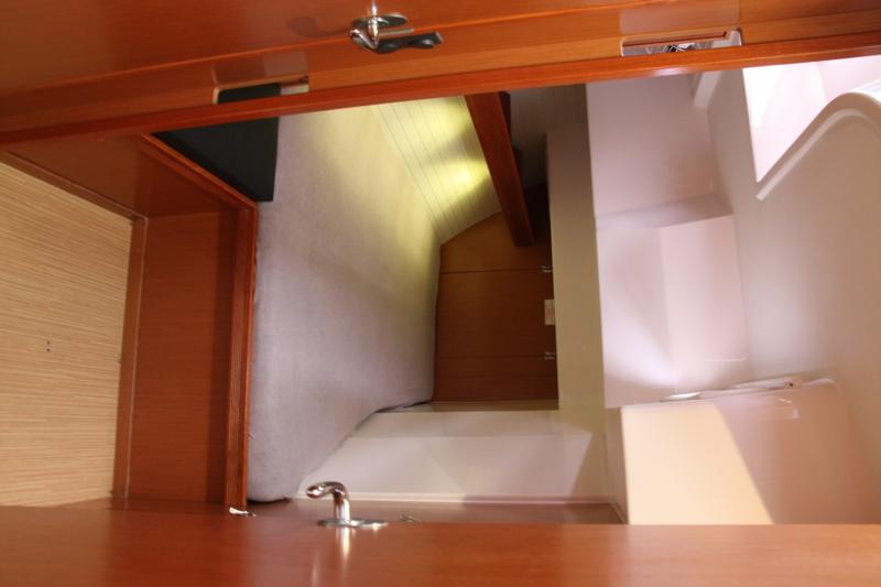 Book yachts online - sailboat - Bavaria 55 Cruiser - Iris III - rent