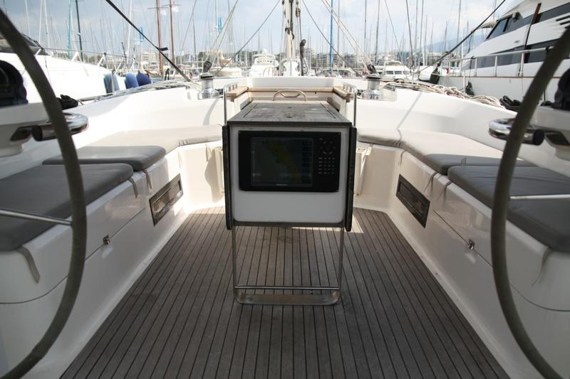 Book yachts online - sailboat - Bavaria 55 Cruiser - Iris III - rent