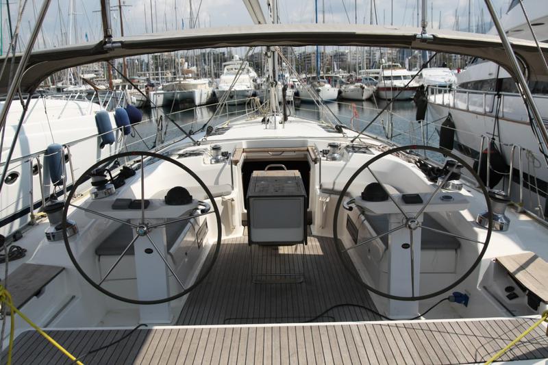 Book yachts online - sailboat - Bavaria 55 Cruiser - Iris III - rent