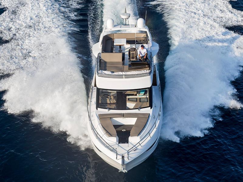 Book yachts online - motorboat - Galeon 460 Fly - SAHARA - rent