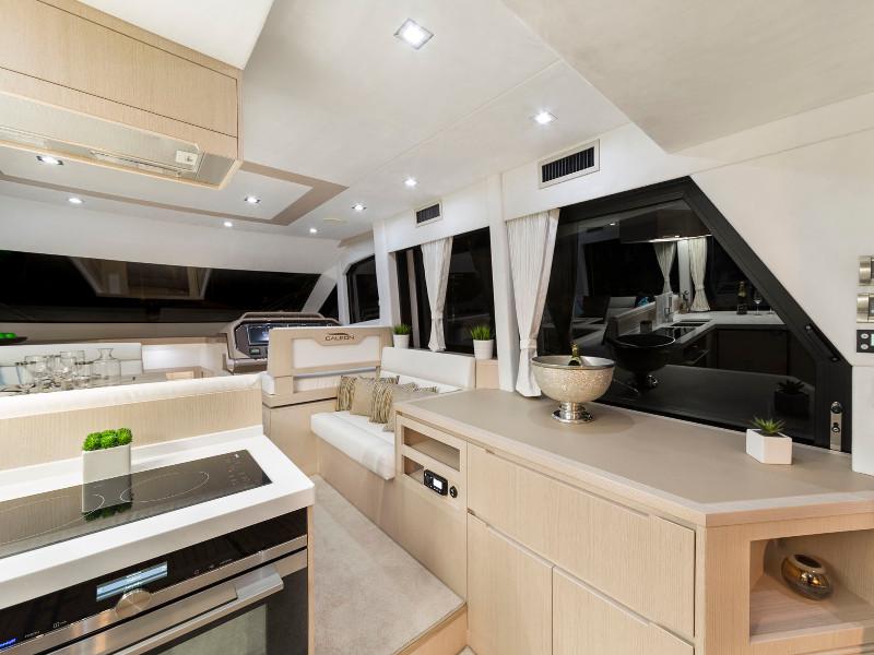 Book yachts online - motorboat - Galeon 460 Fly - SAHARA - rent