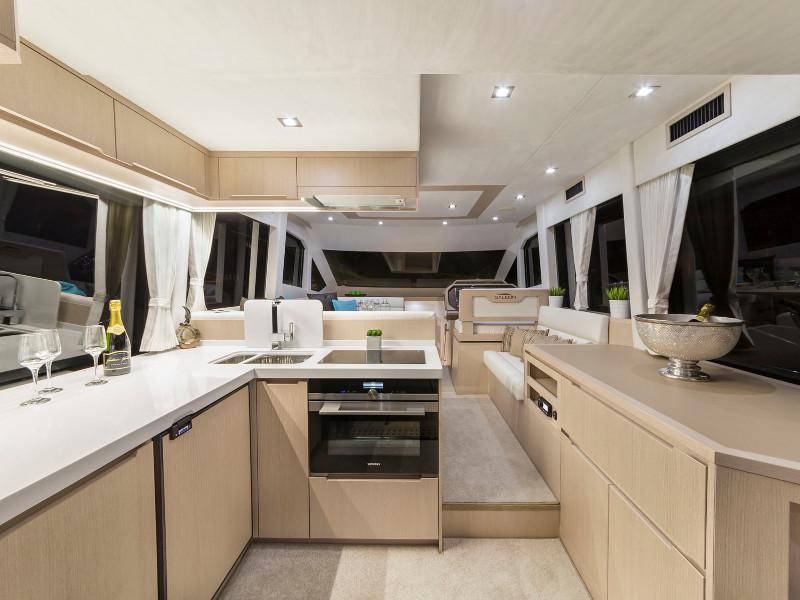 Book yachts online - motorboat - Galeon 460 Fly - SAHARA - rent