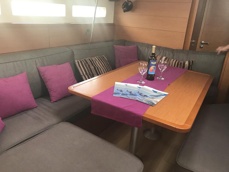 Book yachts online - sailboat - Sun Odyssey 519 - BERTL - rent