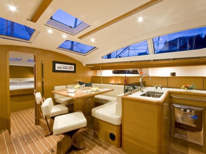 Book yachts online - sailboat - Sun Odyssey 50 DS - SANS SOUCI - rent