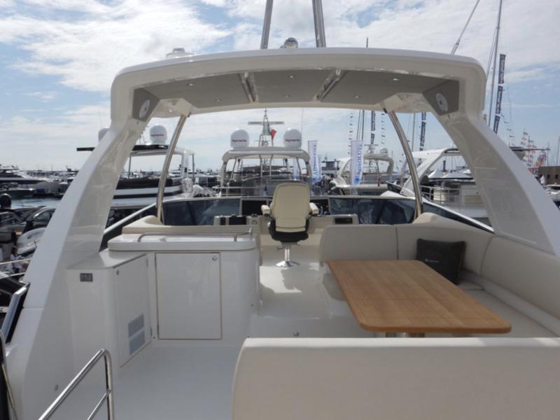 Book yachts online - motorboat - Navetta 52 - OUTBACK  - rent