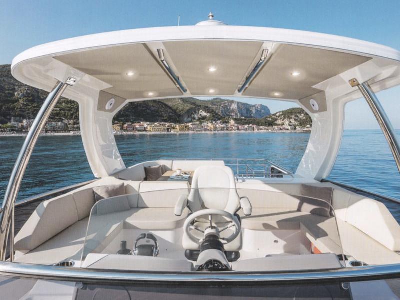 Book yachts online - motorboat - Navetta 52 - OUTBACK  - rent