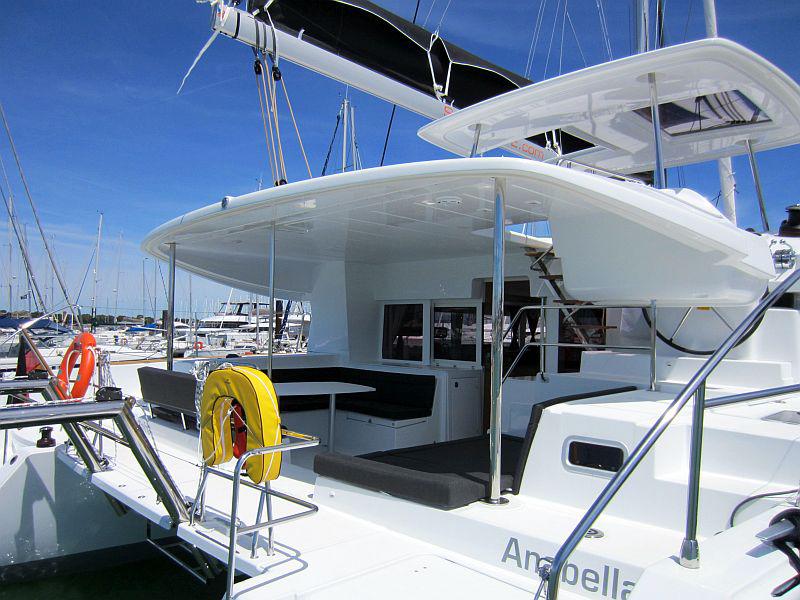 Book yachts online - catamaran - Lagoon 450 S - Anabella - rent