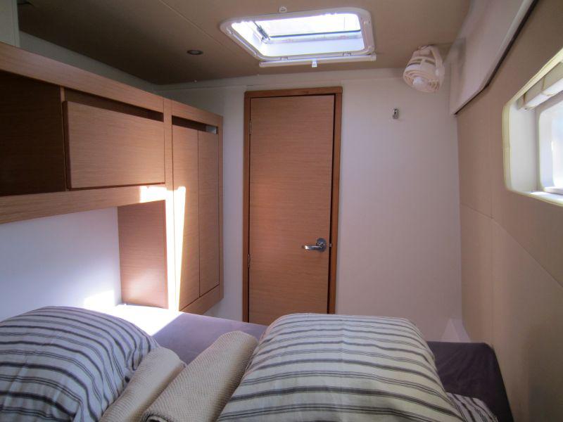 Book yachts online - catamaran - Nautitech Open 40 - Amara - rent
