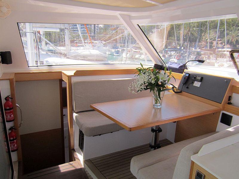 Book yachts online - catamaran - Nautitech Open 40 - Amara - rent