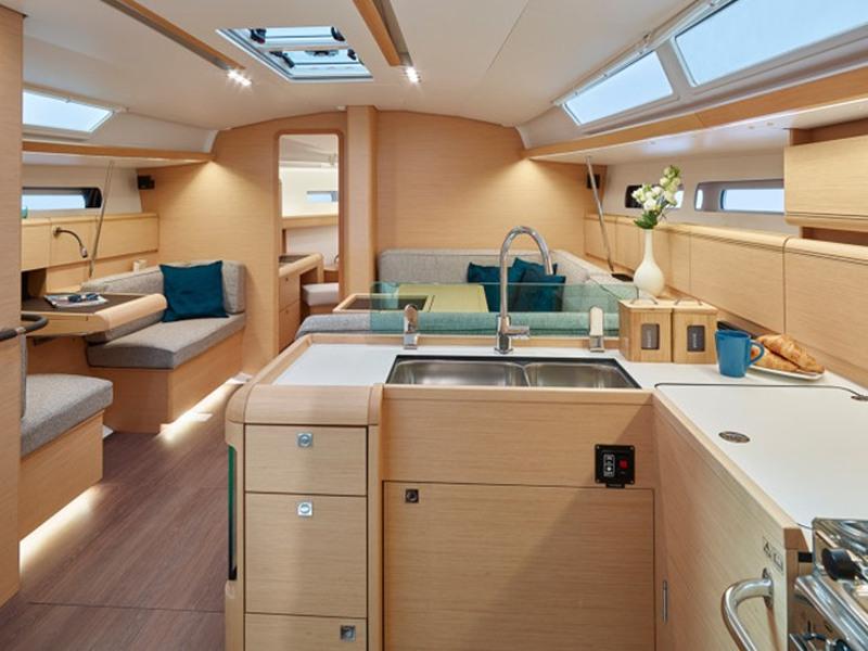 Book yachts online - sailboat - Sun Odyssey 449 - EC- 449-16-G - rent