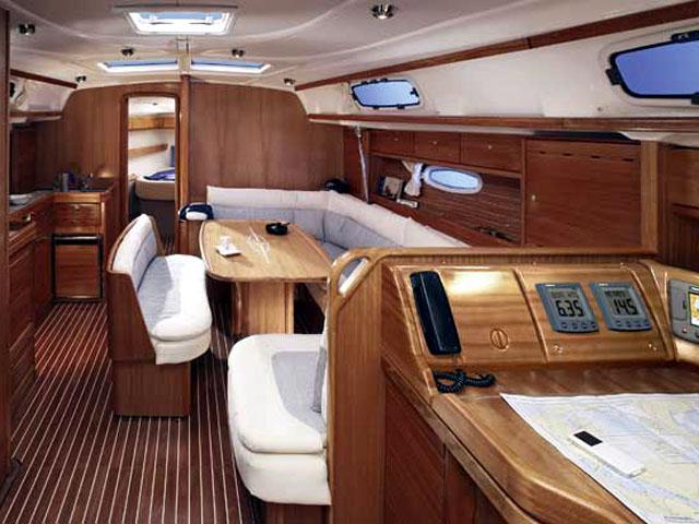 Book yachts online - sailboat - Bavaria 42 Cruiser - EC- 42B-07-G - rent