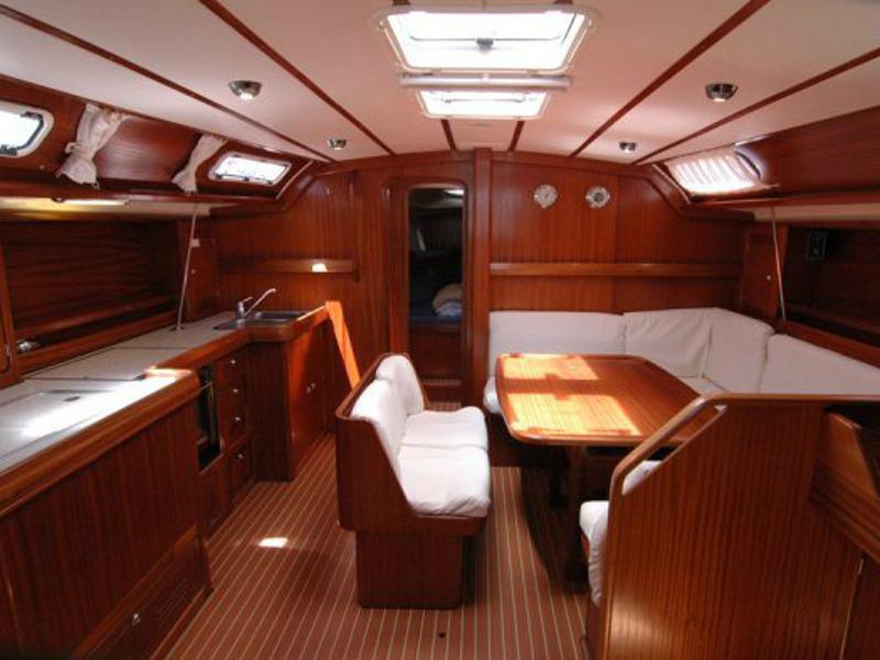 Book yachts online - sailboat - Bavaria 47 Cruiser - EC- 47B-09-G - rent